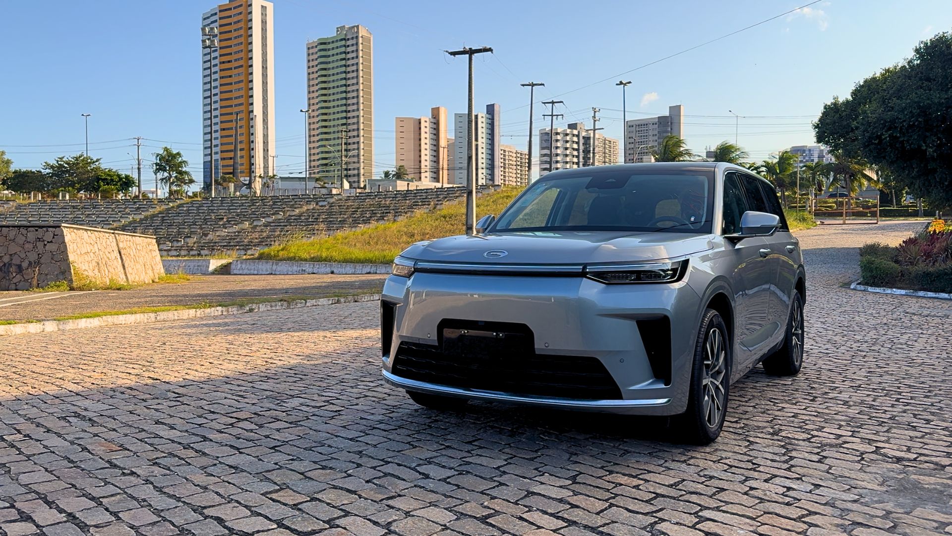 GAC GS9 encara BYD Atto 8 e GWM Wey 07 no segmento de SUVs luxuosos