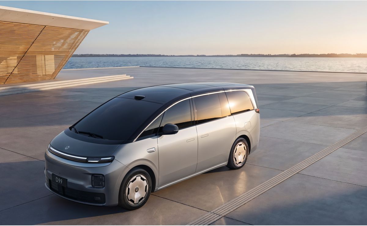 Leapmotor D99: Minivan Sete Lugares com Versões Elétrica e Híbrida