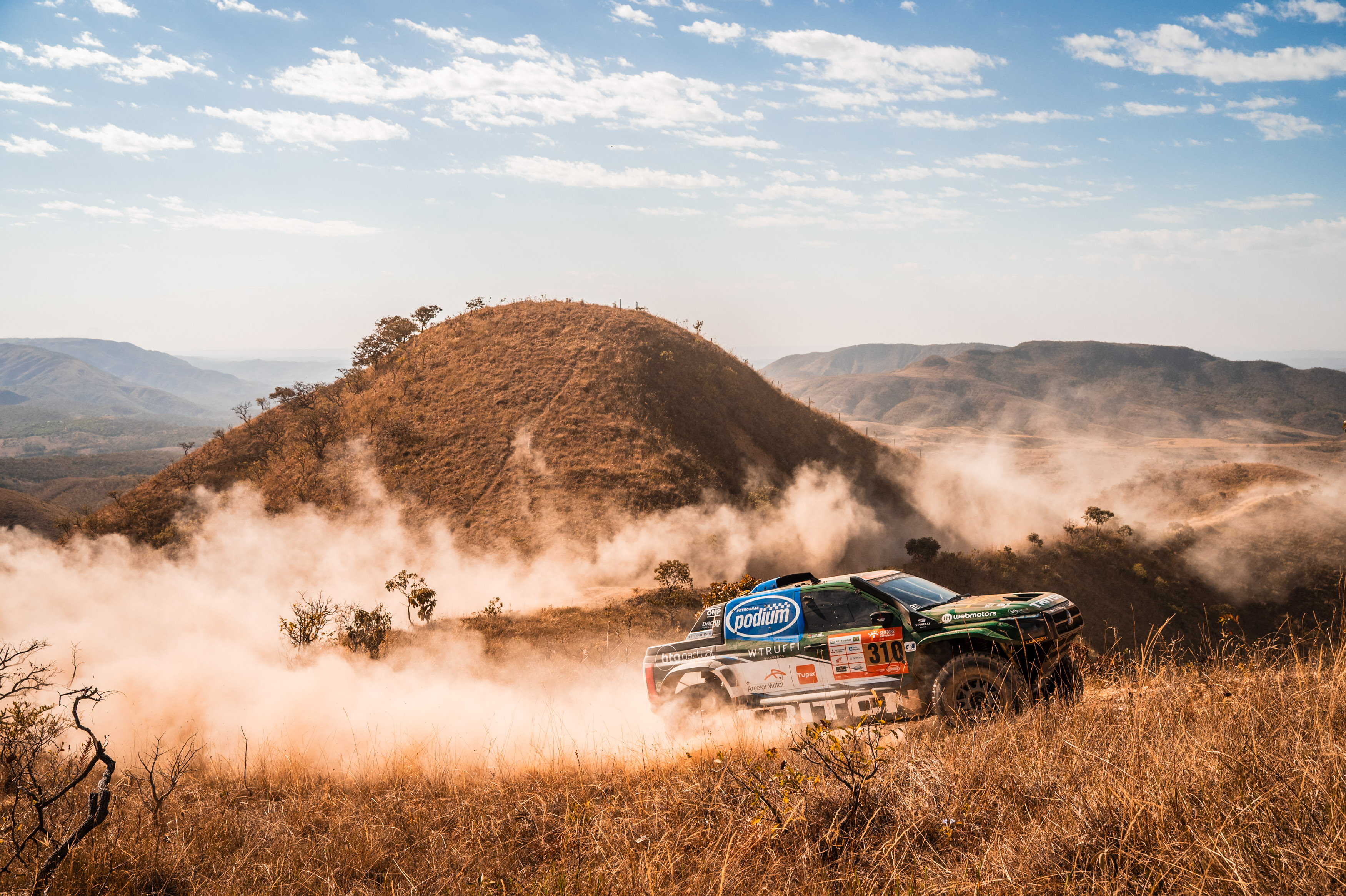 Mitsubishi Spinelli Racing alcança bons resultados no Sertões